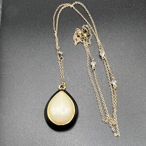 Vintage Faux Pearl Teardrop Necklace